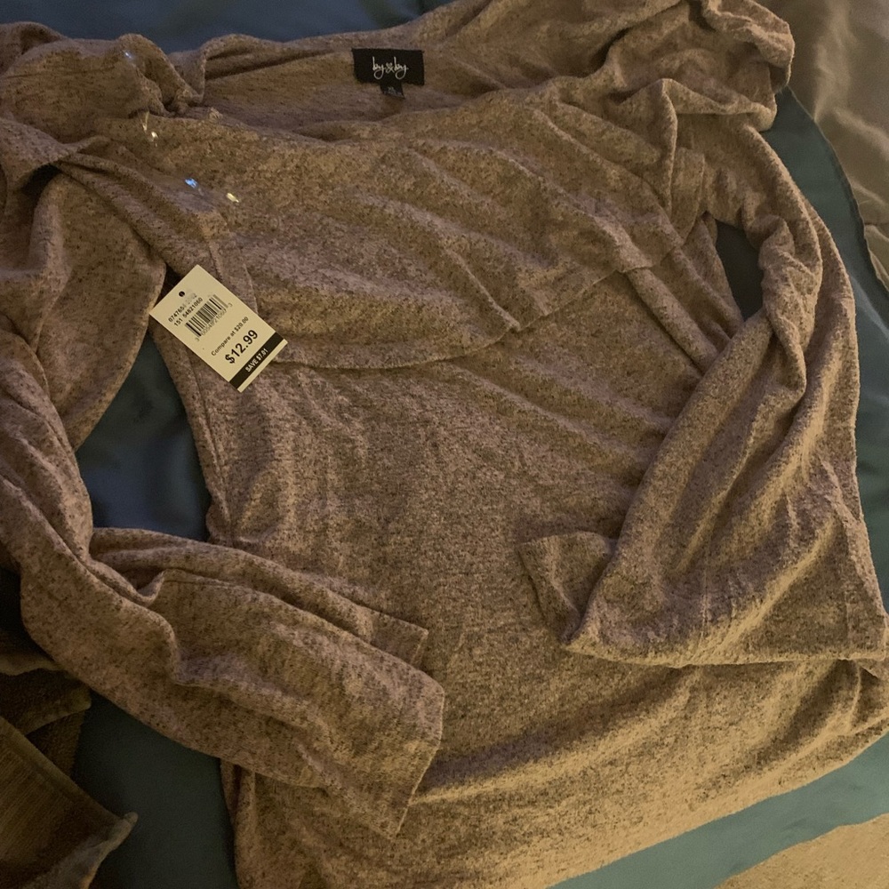 Xl shirt new